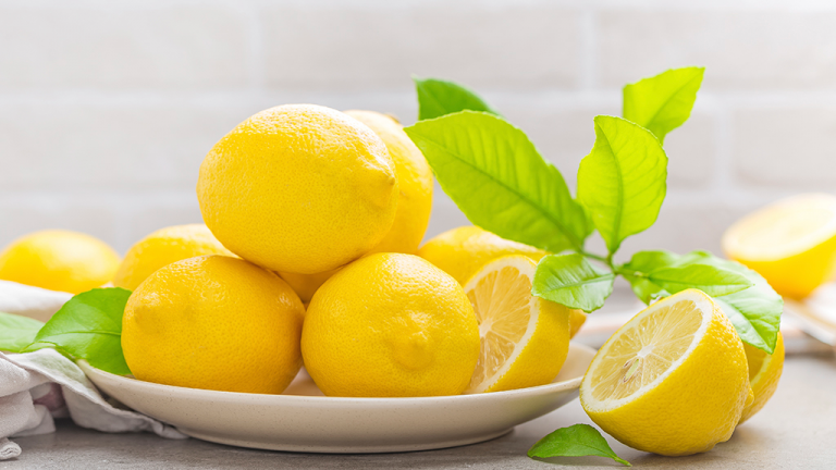 El limón te va a salvar la vida ¡De muchas maneras!