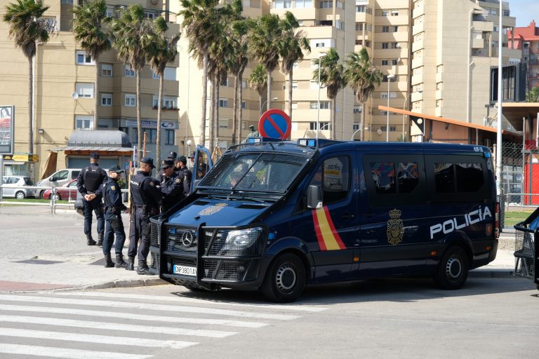 ¡No entres solo! Los barrios más peligrosos de España